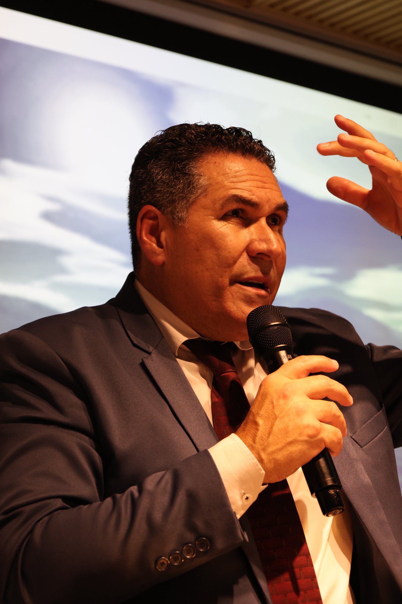 Pastor Clodoaldo Lustoza